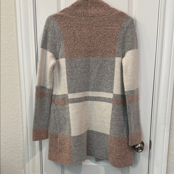 Cozy Patchwork Plaid Knit Open Front Long Cardigan - Picture 7 of 9